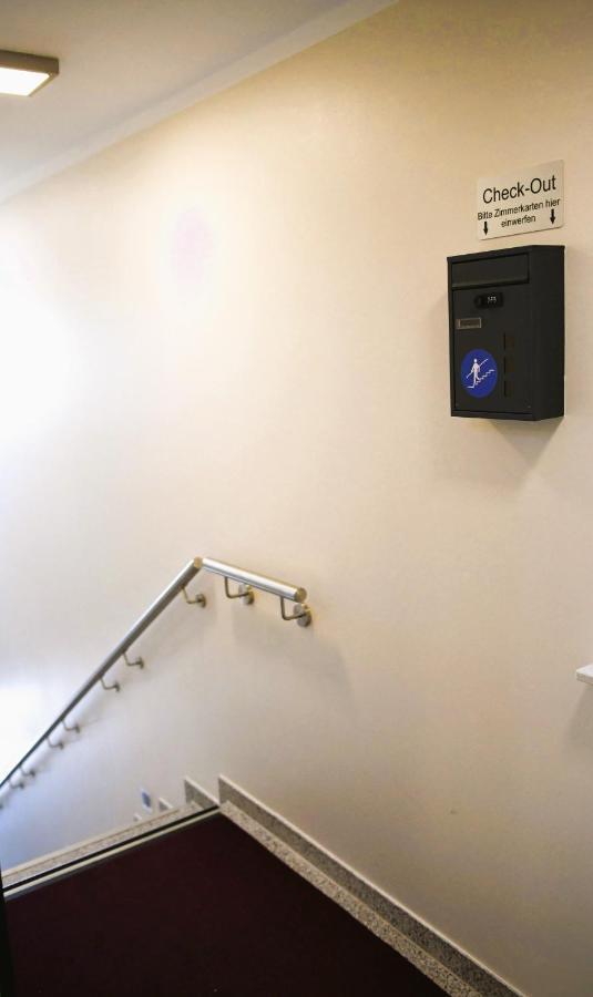 Ata Hotel - Self Check-In 함브루크 외부 사진